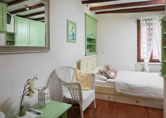 דירה By Irundo רוביני